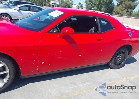 2022 Dodge Challenger Gt z USA, uszkodzony, nr VIN 2C3CDZJGXNH214616